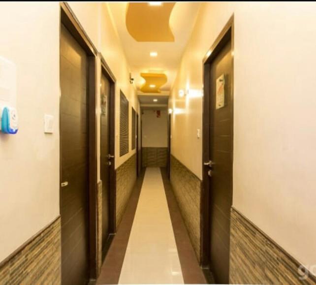 Hotel Avenue Near T-2 International Airport Mumbai Exterior photo
